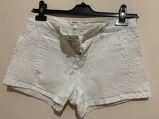 s Beden Beyaz kot short