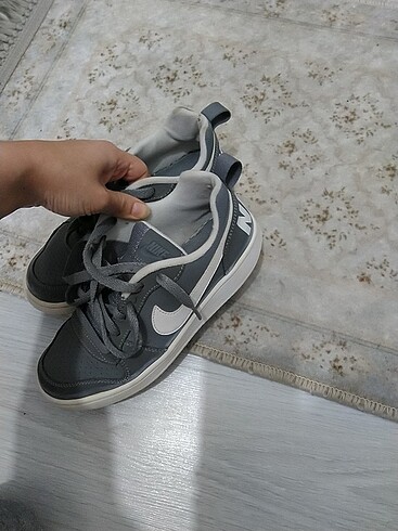 36 Beden gri Renk Nike ayakkabı orjinal