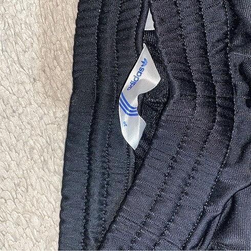 m Beden siyah Renk Orjinal adidas