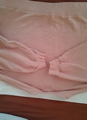 l Beden ten rengi Renk pull and bear sweatshirt