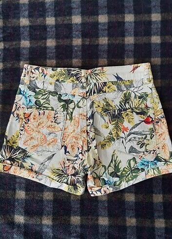 38 Beden Mini Şort
