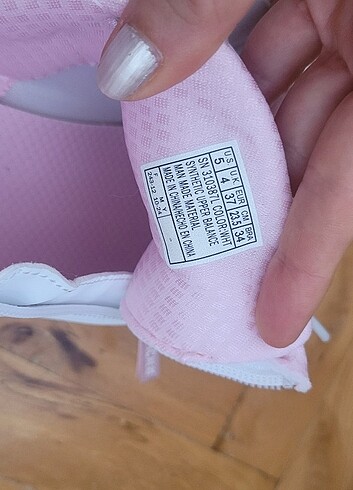 37 Beden Skechers sıfır kadin ayakkabi