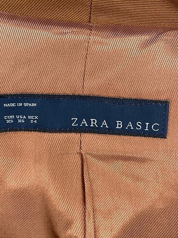 xs Beden çeşitli Renk Zara Blazer %70 İndirimli.