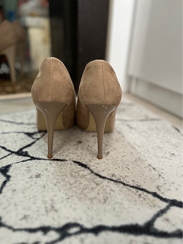 38 Beden Stiletto