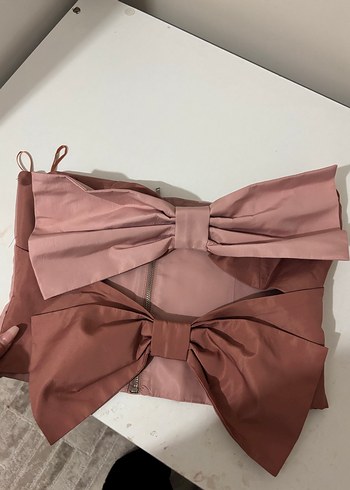 Pembe hediye detaylı crop - Görsel 4