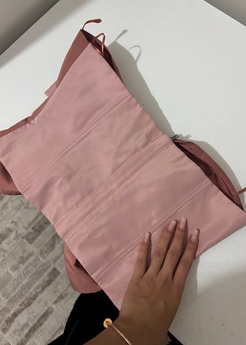 Pembe hediye detaylı crop - Görsel 3