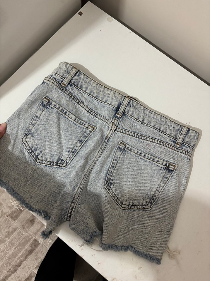 Gri Kadın Midi Kot Şort - Görsel 5