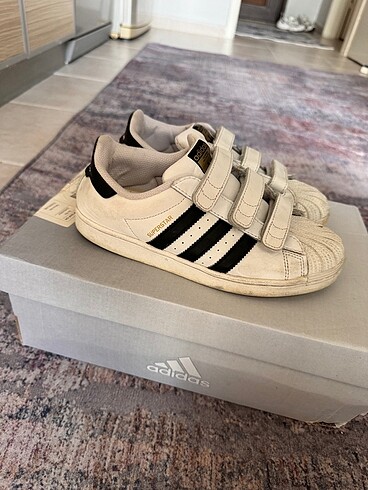 Adidas süperstar