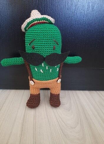  Beden Kaktüs Amigurumi oyuncak