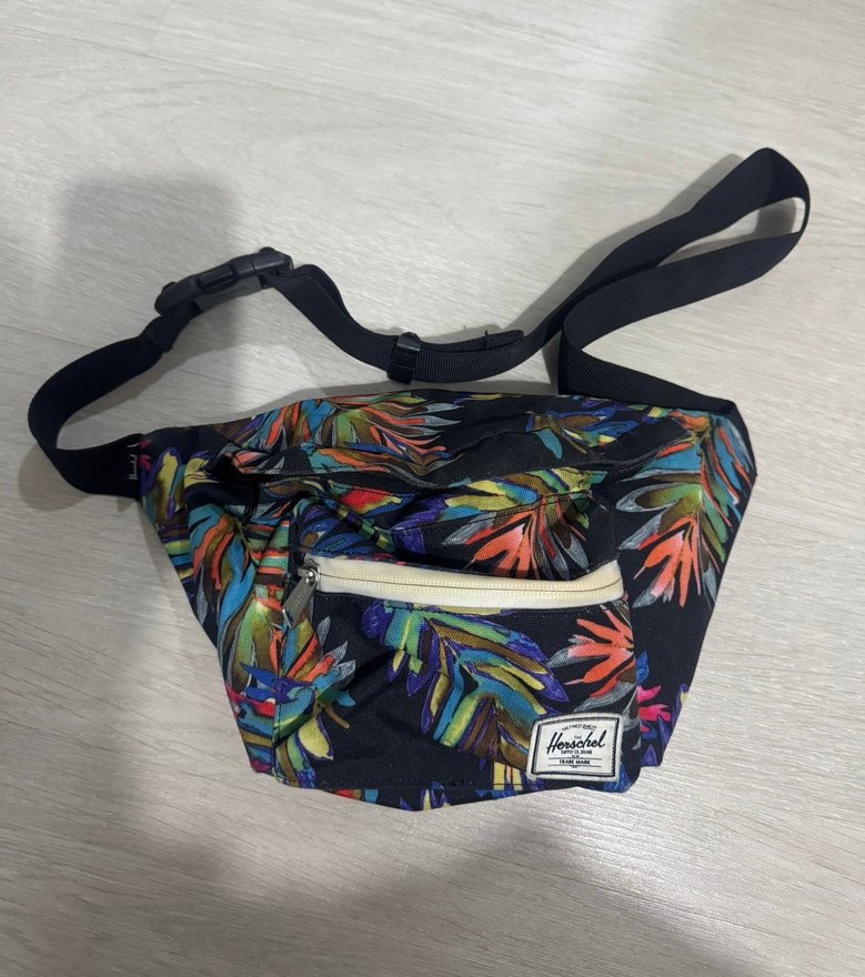 Herschel Bel Çantası - Görsel 2