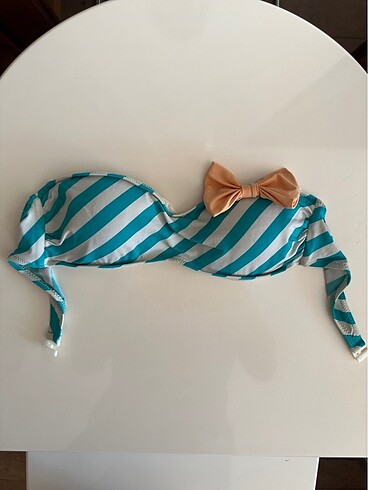 Kyo Bikini takımı