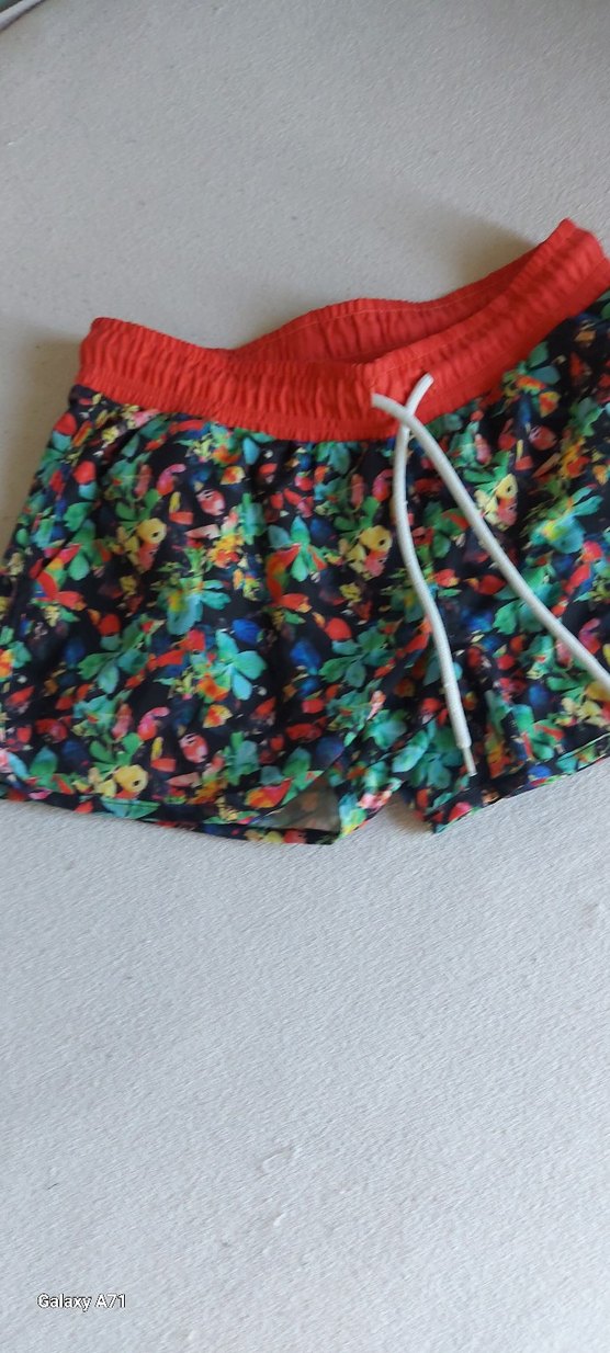 Çiçek Desenli Renkli  Mayo Şortu - Görsel 2