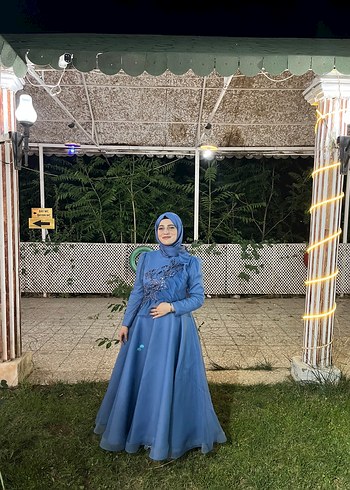 Mavi Nakışlı Bohem Uzun Tesettür Abiye - Görsel 3