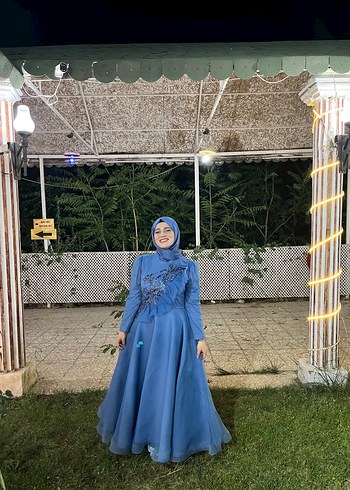 Mavi Nakışlı Bohem Uzun Tesettür Abiye - Görsel 2