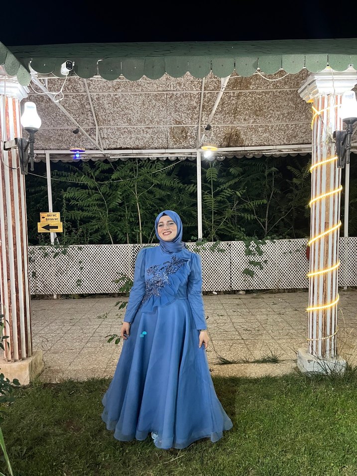 Mavi Nakışlı Bohem Uzun Tesettür Abiye - Görsel 2