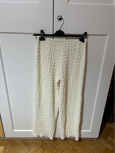 zara dokulu bol pantolon