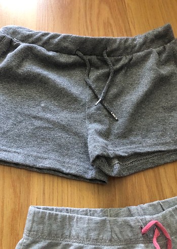Gri Rahat Kesim Kız Şortları Gri olan hiç giyilmedi - Görsel 3