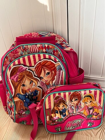  Winx canta