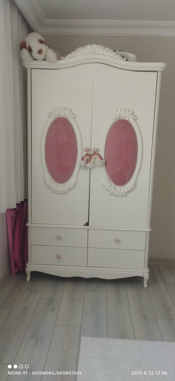 Pembe Detaylı Çocuk Gardırop - Görsel 2
