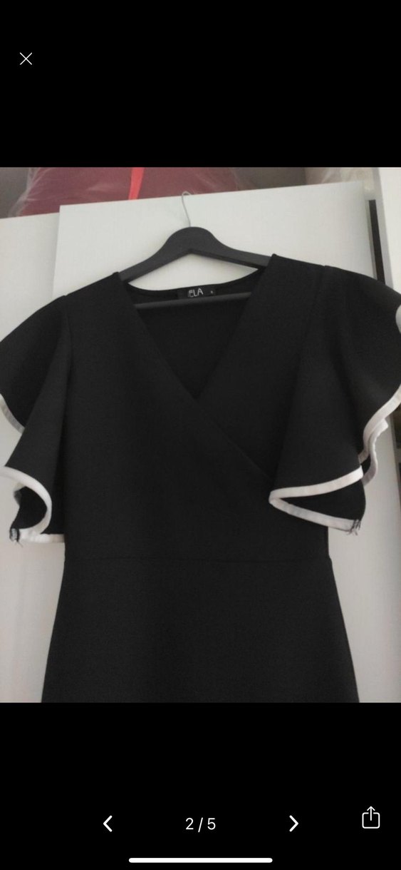 Siyah V Yaka Kısa Elbise - Görsel 2