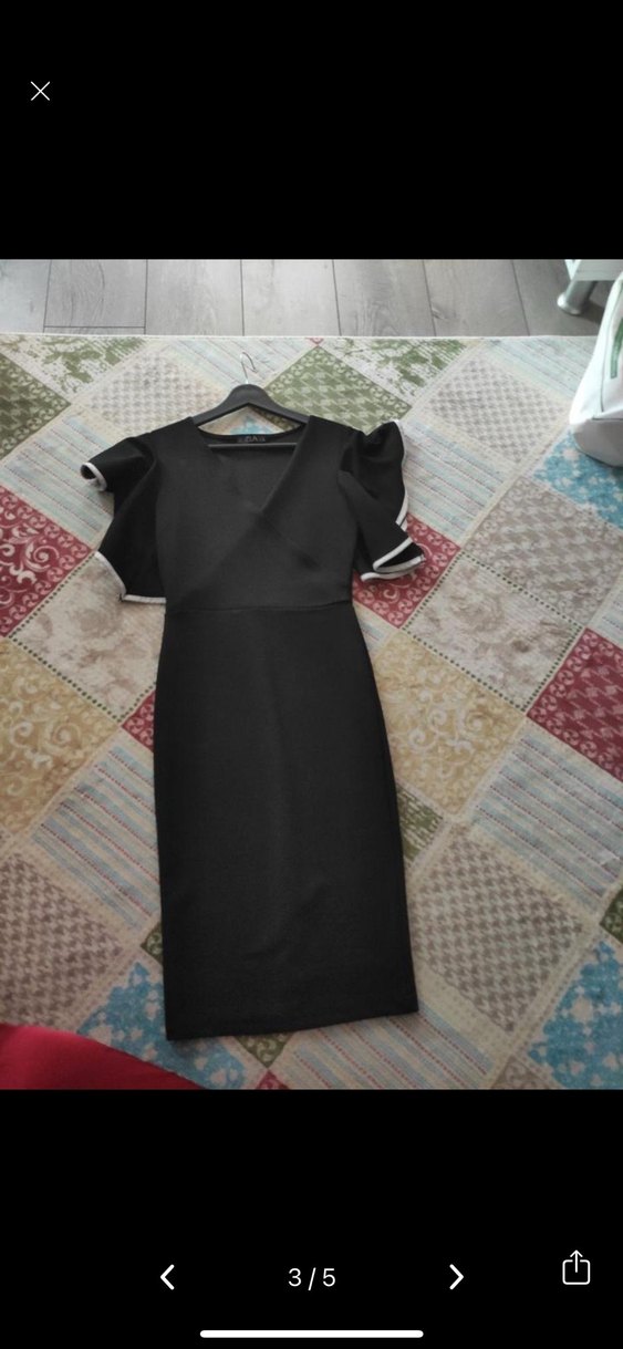 Siyah V Yaka Kısa Elbise - Görsel 3