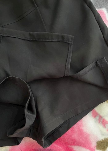 Siyah Mini Pilili Kadın Etek - Görsel 3