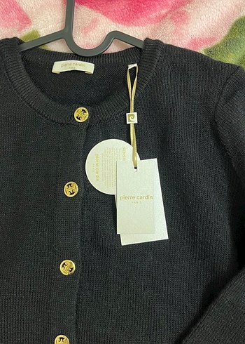 Düğmeli Siyah Kadın Hırka - Görsel 2