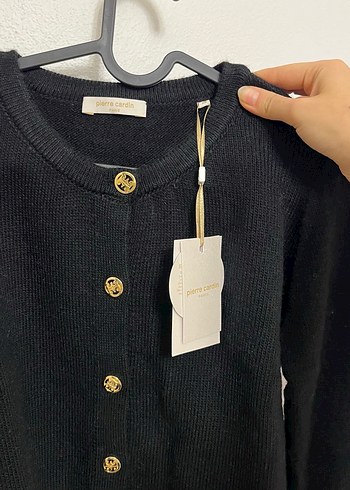 Düğmeli Siyah Kadın Hırka - Görsel 3