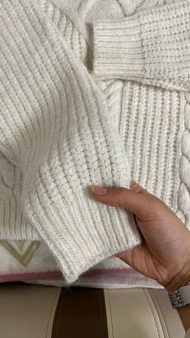 Beyaz Kadın Örgü Salaş Kazak - Görsel 3