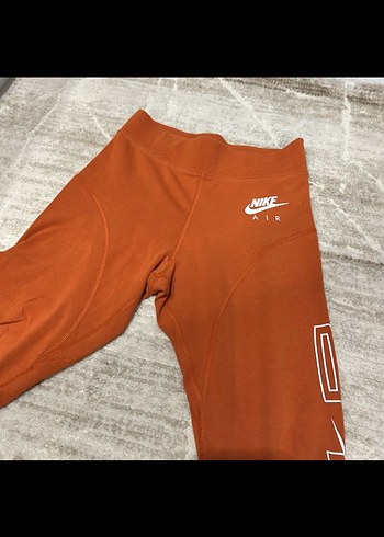 Kemer Detaylı Turuncu Kadın Tayt - Görsel 2