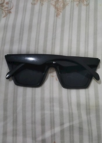 Kadın Güneş Gözlüğü - Görsel 3