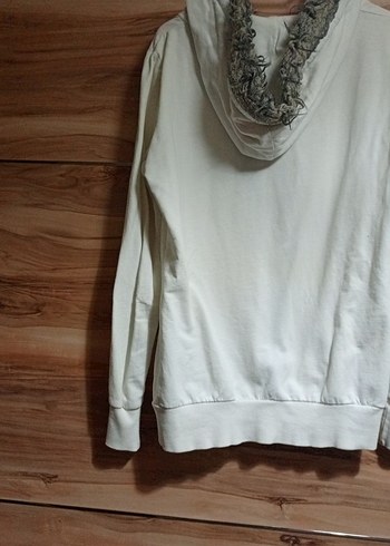 Gri Baskılı Beyaz Kapüşonlu Sweatshirt - Görsel 4