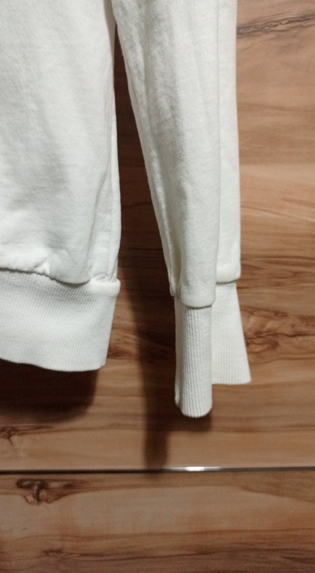 Gri Baskılı Beyaz Kapüşonlu Sweatshirt - Görsel 3