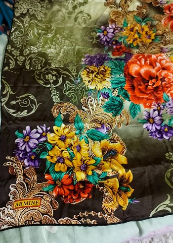 Çiçek Desenli Çok Renkli Bohem Kadın Fular - Görsel 3