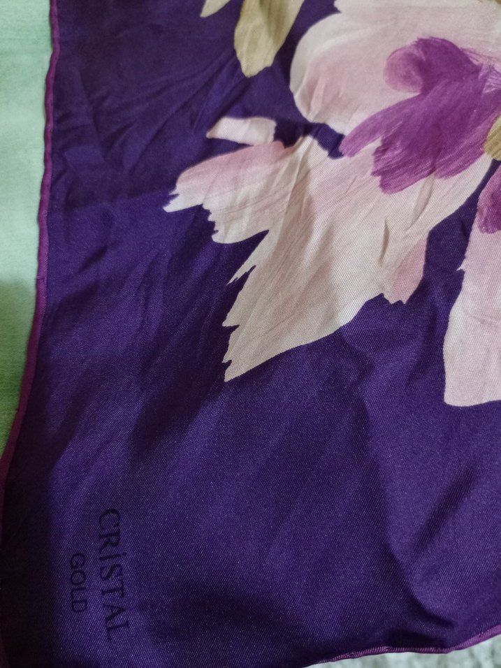 Mor Çiçek Desenli Kadın Fular - Görsel 3