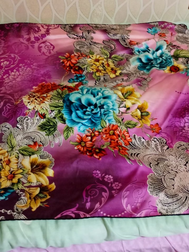 Armine ipek eşarp - Görsel 3