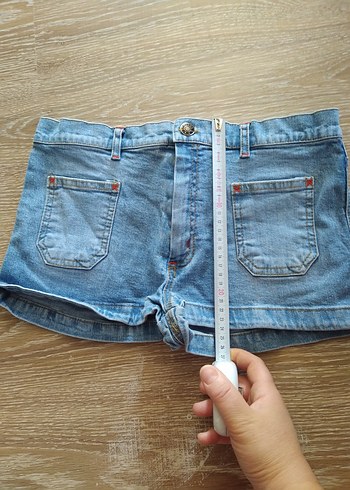Düğmeli Mavi Mini Kot Şort