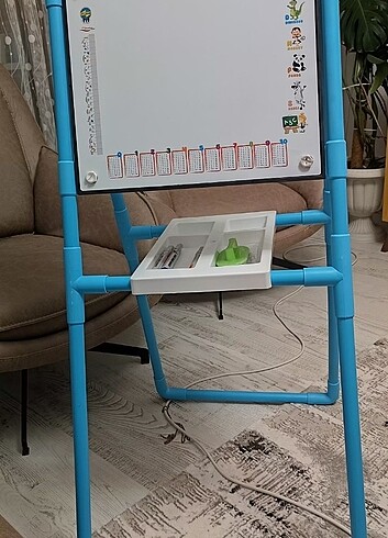 Ayaklı yazı tahtası