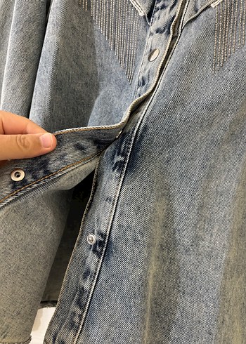 Kadın Mavi Batik Desenli Denim Gömlek Ceket - Görsel 4