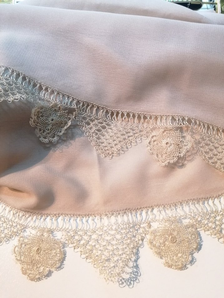 İĞNE OYASI Dantel Detaylı Bej Kadın Şal - Görsel 3