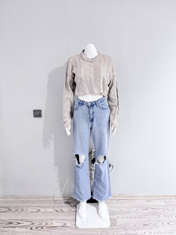 Kısa Triko Kazak - Görsel 2