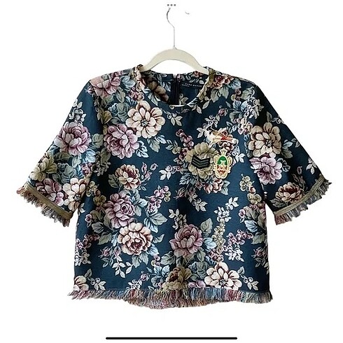 Zara çiçek desenli etnik bluz