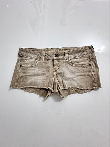 27 Beden Bsb mini jean şort