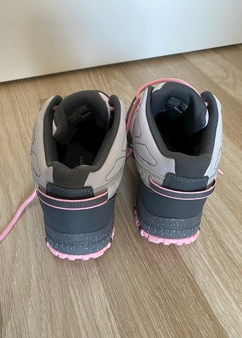 Su geçirmez orijinal Skechers bot - Görsel 8