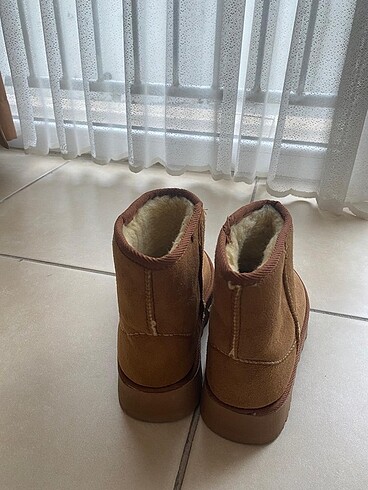 39 Beden Ugg model içi tüylü bot