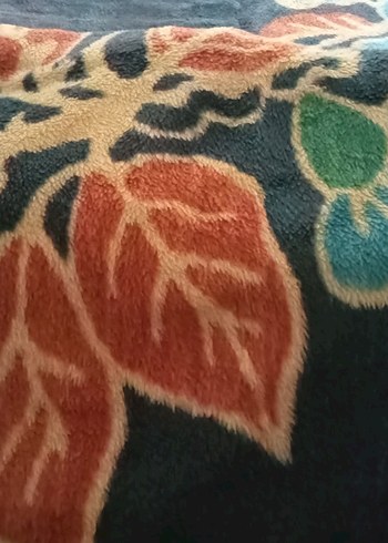 Çiçek Desenli Çok Renkli battaniye - Görsel 4