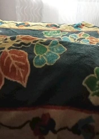 Çiçek Desenli Çok Renkli battaniye - Görsel 5