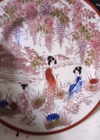 Çiçek ve Figür Desenli Renkli Porselen Fincan - Görsel 3