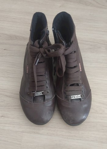 Prada Kahverengi Bot