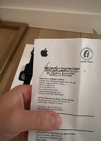 Apple Watch ve Yedek Kayış Seti - Görsel 3